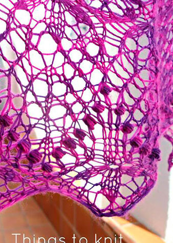 Echo flowers shawl